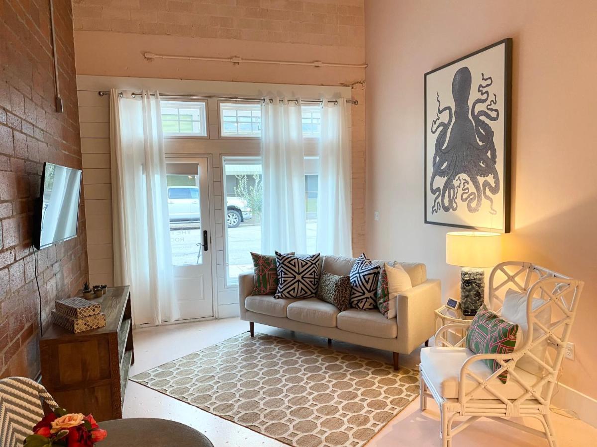 The Pink At Emily's On The Island Hotel 5*